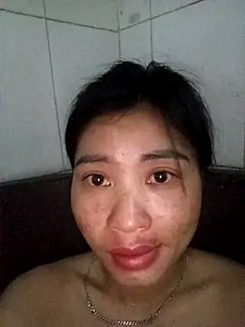 Snapshot of Hiniyk2 chatting on January 2026 01:35:02 PM Hiniyk2 online show from January 2026 01:35:02 PM