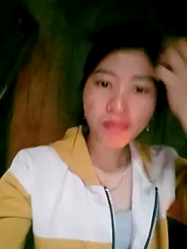 Snapshot of Hiniyk2 chatting on February 2026 12:29:02 AM Hiniyk2 online show from February 2026 12:29:02 AM