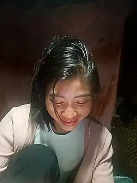 Hiniyk2 online show from May 2026 02:11:02 PM