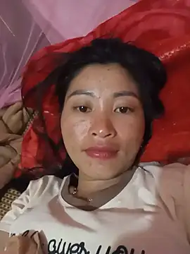 Hiniyk2 online show from May 2026 02:13:02 PM