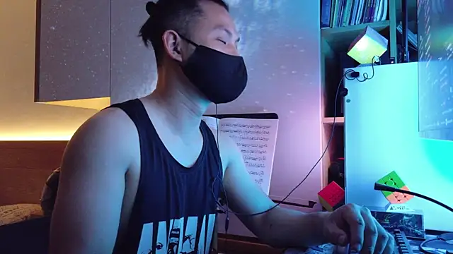 OnlyHand9x online show from April 2026 05:30:01 PM