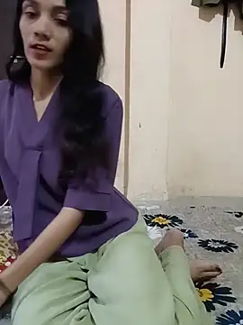 Honey lily-93 online show from June 2026 11:43:02 AM