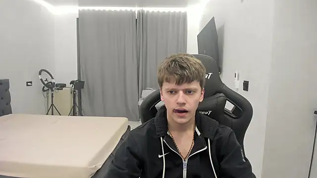 Snapshot of bonekoambalabu chatting on February 2026 04:14:01 PM bonekoambalabu online show from February 2026 04:14:01 PM