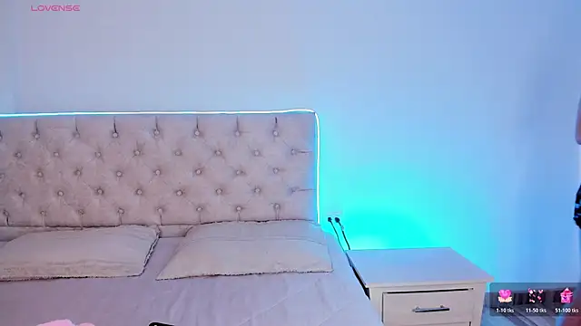 Diamond  cherry69 online show from February 2026 01:44:02 PM