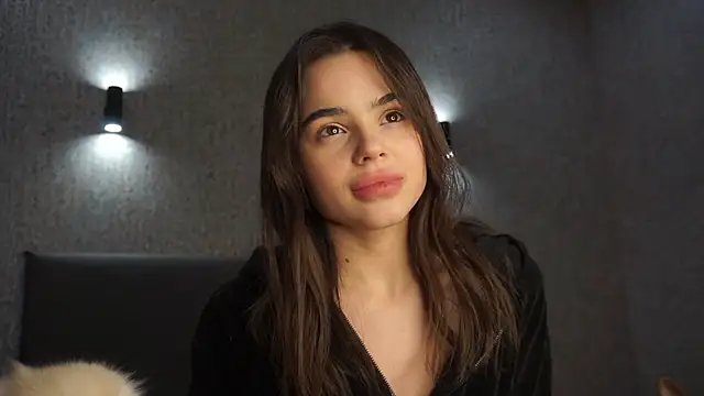 Snapshot of linclars chatting on February 2026 01:14:01 PM linclars online show from February 2026 01:14:01 PM