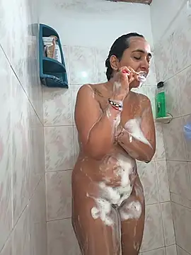 Snapshot of IsabelaAcosta chatting on February 2026 02:13:01 PM IsabelaAcosta online show from February 2026 02:13:01 PM