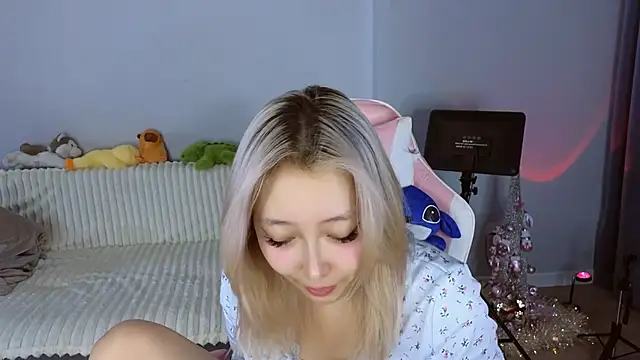 Snapshot of jasmilee chatting on February 2026 07:23:02 PM jasmilee online show from February 2026 07:23:02 PM