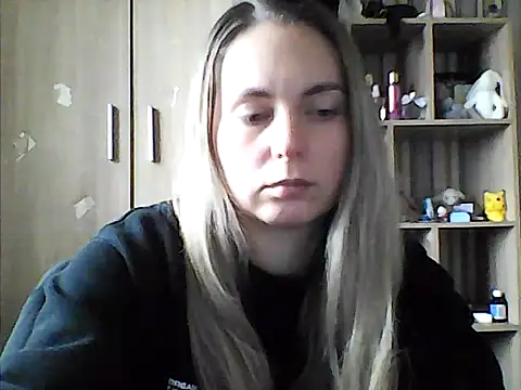 Snapshot of VikiLove765 chatting on January 2026 11:04:02 AM VikiLove765 online show from January 2026 11:04:02 AM