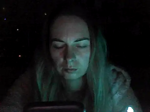 Snapshot of VikiLove765 chatting on January 2026 12:16:02 AM VikiLove765 online show from January 2026 12:16:02 AM