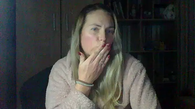 Snapshot of VikiLove765 chatting on February 2026 08:58:01 PM VikiLove765 online show from February 2026 08:58:01 PM