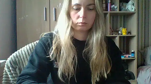 Snapshot of VikiLove765 chatting on February 2026 08:54:01 AM VikiLove765 online show from February 2026 08:54:01 AM