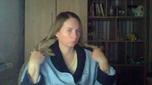 Snapshot of VikiLove765 chatting on February 2026 03:54:01 PM VikiLove765 online show from February 2026 03:54:01 PM