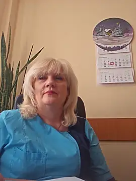 Snapshot of AliceStar333 chatting on February 2026 11:04:02 AM AliceStar333 online show from February 2026 11:04:02 AM