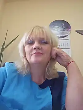 Snapshot of AliceStar333 chatting on February 2026 12:56:02 PM AliceStar333 online show from February 2026 12:56:02 PM