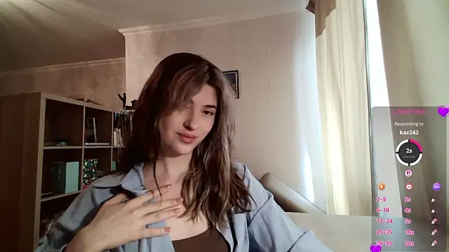 Snapshot of Dia_DeAmas chatting on March 2026 12:21:02 PM Dia DeAmas online show from March 2026 12:21:02 PM