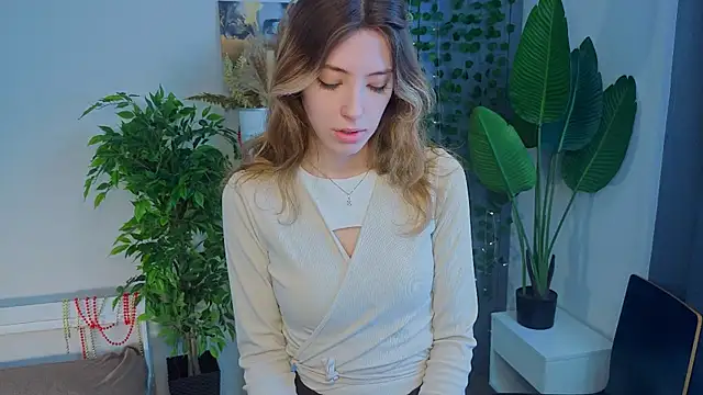 Snapshot of BrianneMallory chatting on February 2026 06:17:01 AM BrianneMallory online show from February 2026 06:17:01 AM