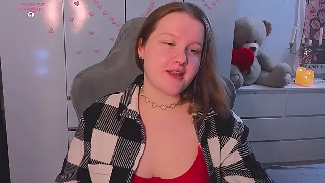 Snapshot of Ol1via chatting on February 2026 01:24:02 AM Ol1via online show from February 2026 01:24:02 AM