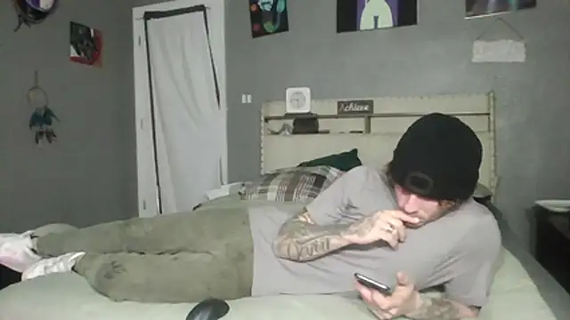 Derrick7799 online show from January 2026 02:17:01 AM