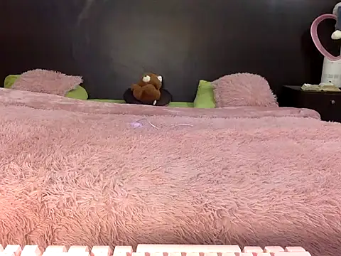 Snapshot of Flabia_Roses chatting on January 2026 06:45:01 PM Flabia Roses online show from January 2026 06:45:01 PM