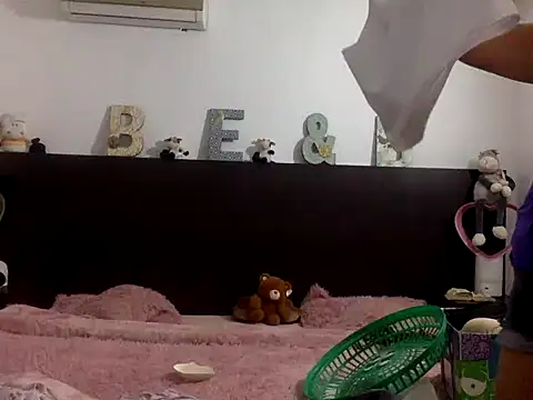 Snapshot of Flabia_Roses chatting on February 2026 03:52:02 PM Flabia Roses online show from February 2026 03:52:02 PM