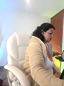 Maitte lover online show from April 2026 09:07:01 AM