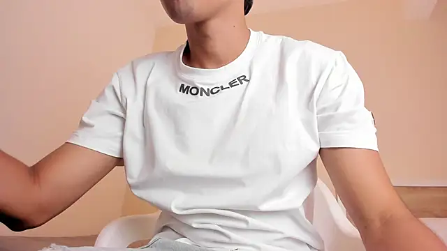 Snapshot of AustinTowers chatting on January 2026 07:18:01 PM AustinTowers online show from January 2026 07:18:01 PM