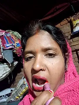 Snapshot of Horny-Rashi chatting on February 2026 03:27:02 PM Horny-Rashi online show from February 2026 03:27:02 PM