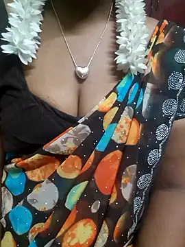 Snapshot of tamil-Diya90 chatting on January 2026 04:20:02 PM tamil-Diya90 online show from January 2026 04:20:02 PM