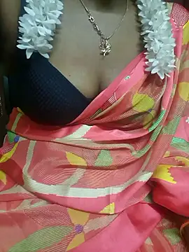 Snapshot of tamil-Diya90 chatting on January 2026 07:52:02 PM tamil-Diya90 online show from January 2026 07:52:02 PM