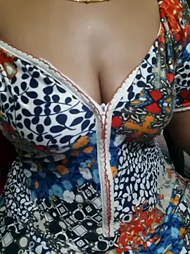 Snapshot of tamil-Diya90 chatting on February 2026 06:33:02 PM tamil-Diya90 online show from February 2026 06:33:02 PM