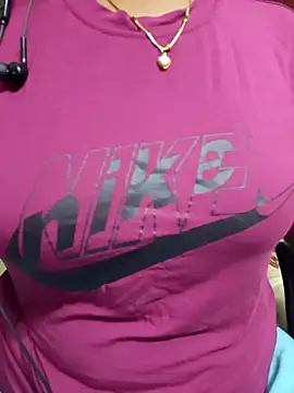 Snapshot of tamil-Diya90 chatting on February 2026 04:33:01 PM tamil-Diya90 online show from February 2026 04:33:01 PM