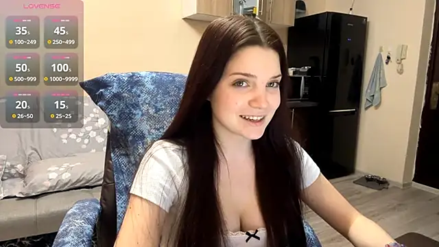 Snapshot of RiaDendy chatting on February 2026 04:23:02 PM RiaDendy online show from February 2026 04:23:02 PM