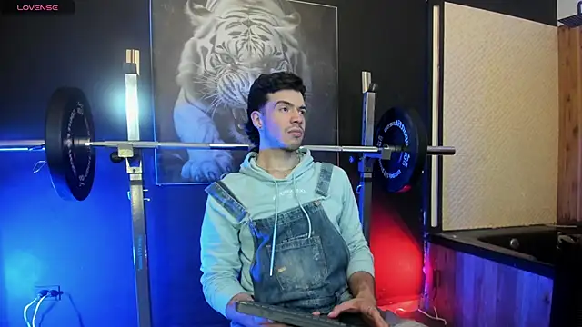 Snapshot of VelloTouch chatting on February 2026 03:45:01 AM VelloTouch online show from February 2026 03:45:01 AM