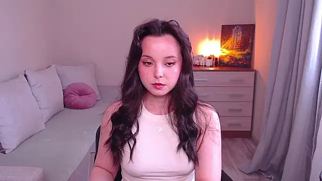 lia hetty online show from June 2026 01:57:02 PM