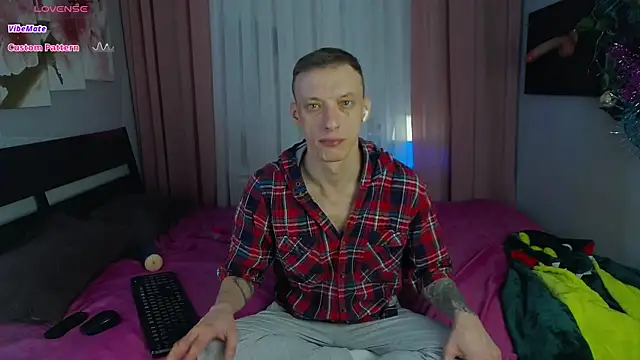 Jamie Inked online show from January 2026 09:12:02 AM