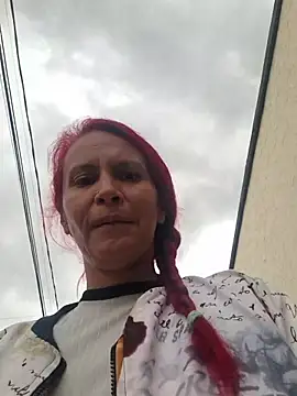 cintia love online show from May 2026 10:04:01 PM