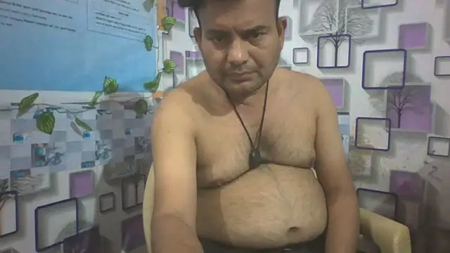 Snapshot of KUMA_500 chatting on January 2026 02:43:02 PM KUMA 500 online show from January 2026 02:43:02 PM