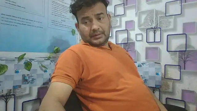 Snapshot of KUMA_500 chatting on January 2026 01:33:01 AM KUMA 500 online show from January 2026 01:33:01 AM