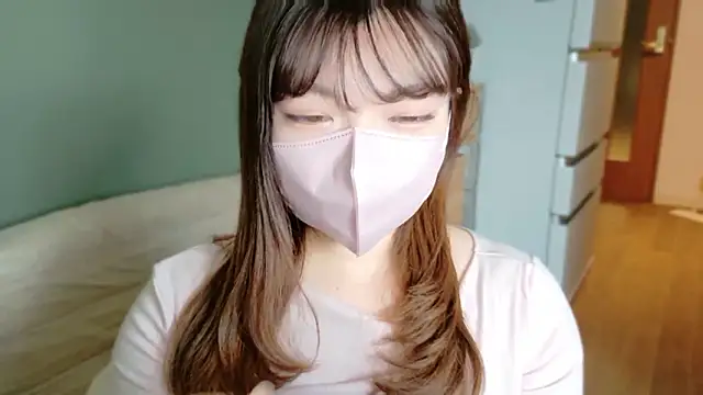 Snapshot of __Yui_ chatting on January 2026 03:33:01 AM Yui online show from January 2026 03:33:01 AM