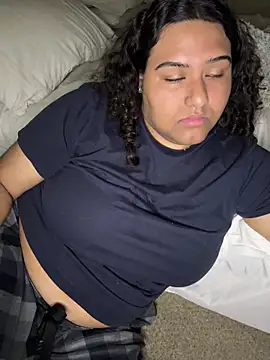 Angeliccreamyrican online show from April 2026 05:07:02 AM