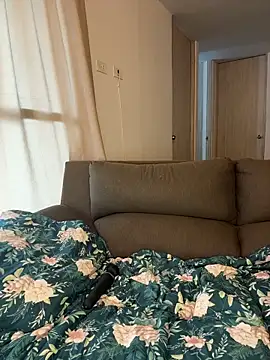 Snapshot of milablossom01 chatting on February 2026 12:13:02 PM milablossom01 online show from February 2026 12:13:02 PM