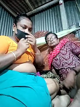 Snapshot of Hot-headed chatting on February 2026 05:12:02 PM Hot-headed online show from February 2026 05:12:02 PM