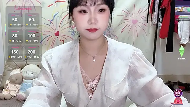 xiaoguai99 online show from April 2026 12:53:02 PM