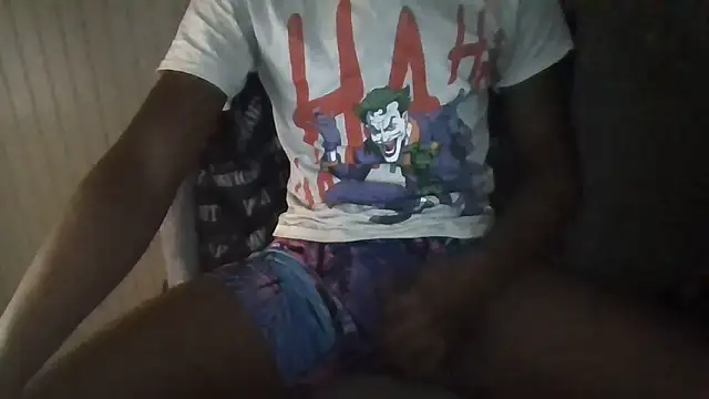 Snapshot of Quuwavve chatting on February 2026 04:10:02 AM Quuwavve online show from February 2026 04:10:02 AM