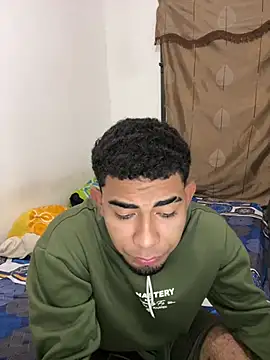 Snapshot of youngalexofficial chatting on February 2026 04:29:01 AM youngalexofficial online show from February 2026 04:29:01 AM