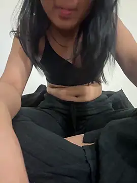 Snapshot of hina_001 chatting on February 2026 02:02:02 PM hina 001 online show from February 2026 02:02:02 PM