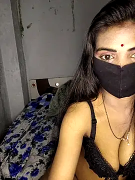 Snapshot of rani_coupleee chatting on February 2026 06:59:02 PM rani coupleee online show from February 2026 06:59:02 PM