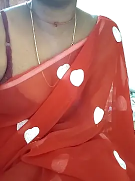 Snapshot of Meena_Meenakshi chatting on February 2026 03:58:01 AM Meena Meenakshi online show from February 2026 03:58:01 AM