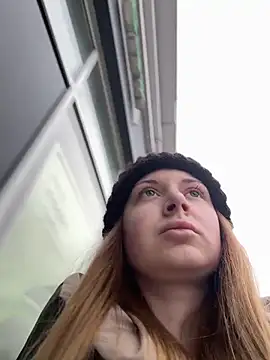 Snapshot of BlondeHott chatting on February 2026 05:50:02 AM BlondeHott online show from February 2026 05:50:02 AM