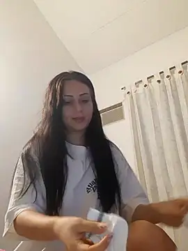 Snapshot of diosa_cristal_ chatting on January 2026 04:04:02 AM diosa cristal online show from January 2026 04:04:02 AM